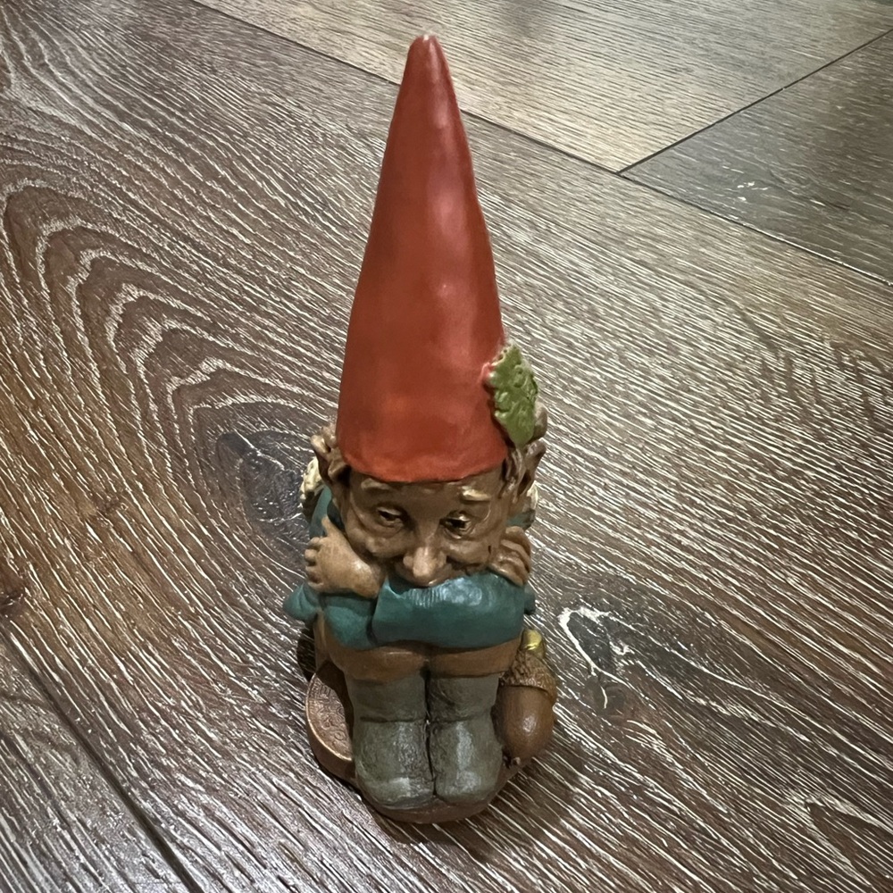 EUC tom Clark gnome 34 sculpture clay Clarence 1984